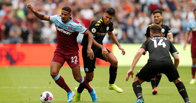 德乙前瞻：沙尔克04和帕德博恩上演榜首大战，双方仅差1分