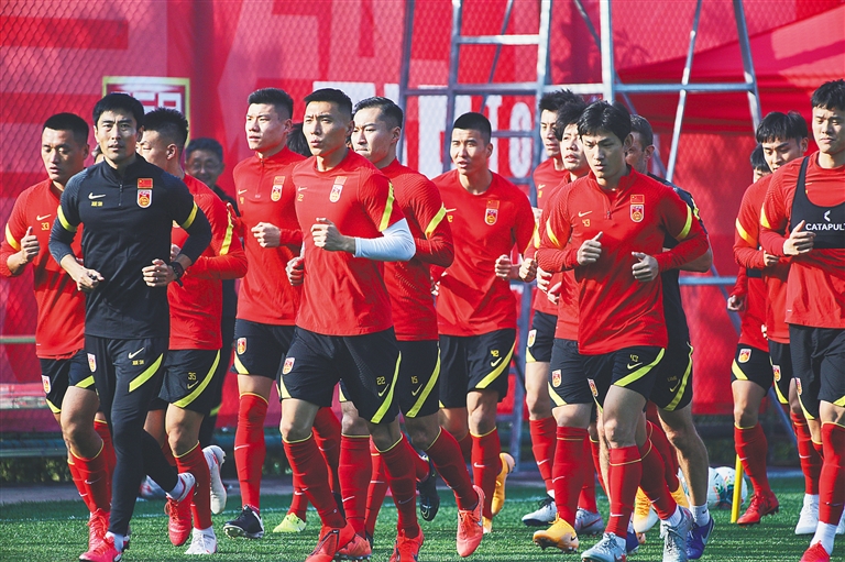 22胜5平，阿德耶米进球的比赛多特保持不败（阿德耶米进球即不败：多特22胜5平）