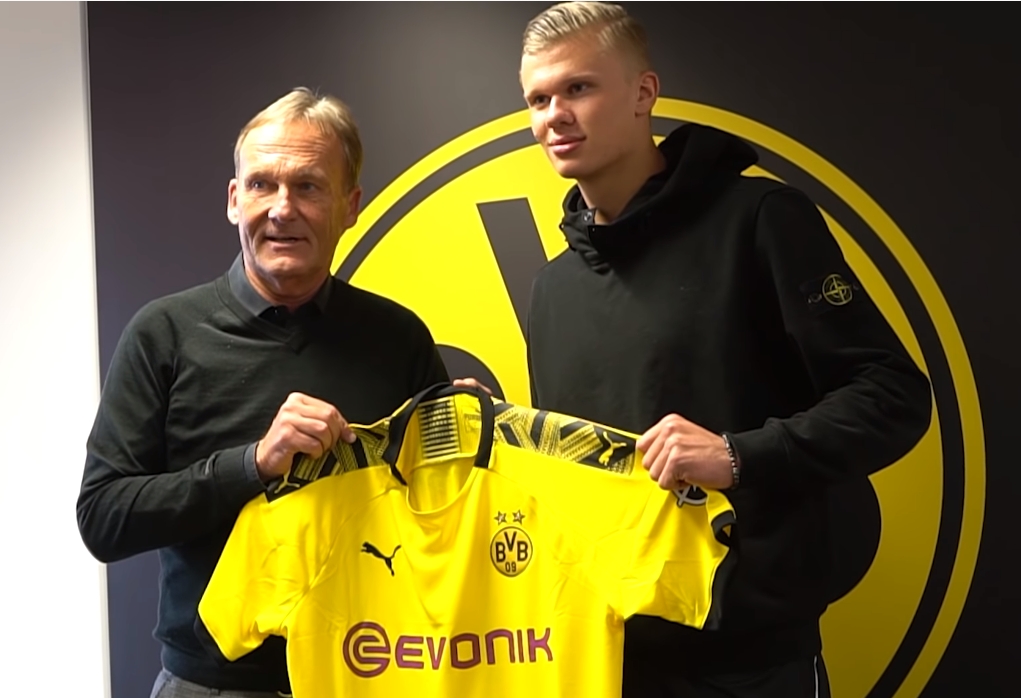 梅西：在巴黎足球层面我不太开心，一切都和我习惯的非常不同（梅西：在巴黎的足球生活让我不太快乐，一切与我的习惯大相径庭）