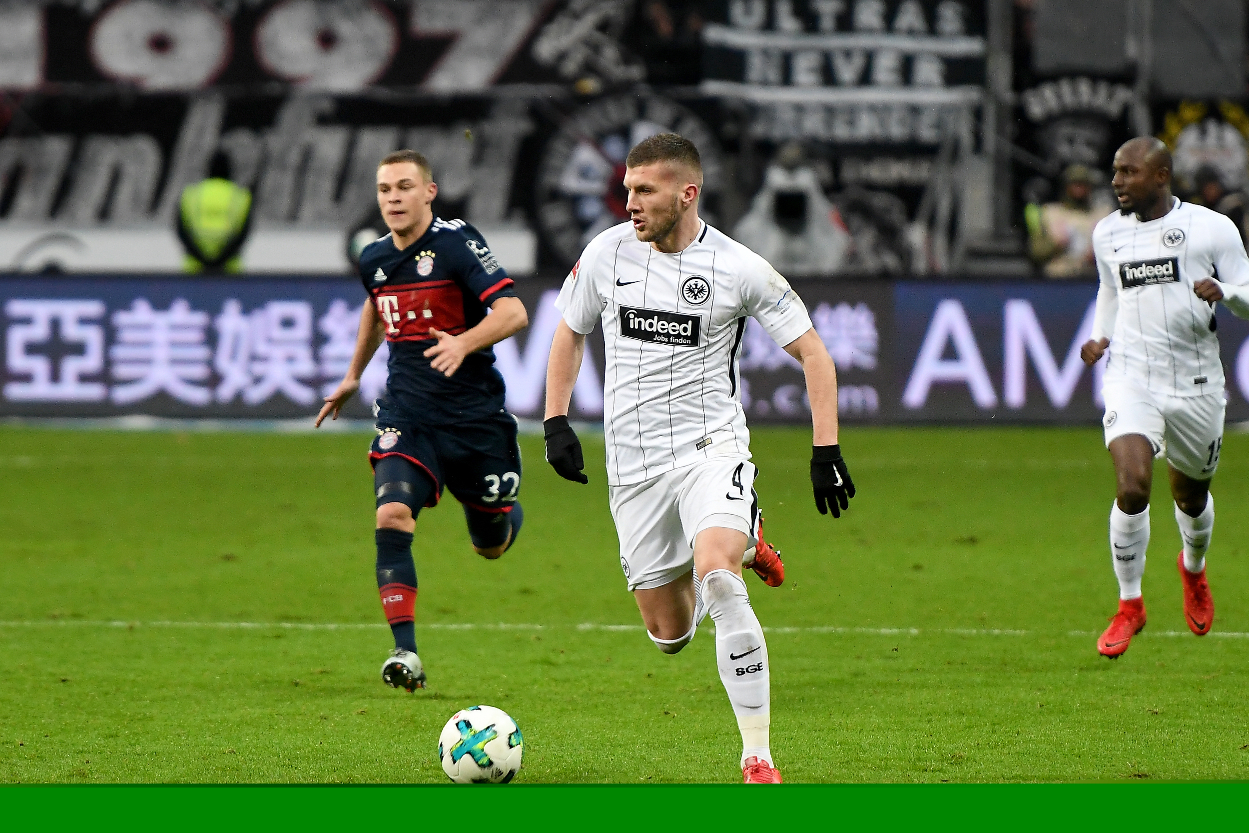 5场零封，秦子牛：自己发挥得还不错，主要是团队踢得非常好