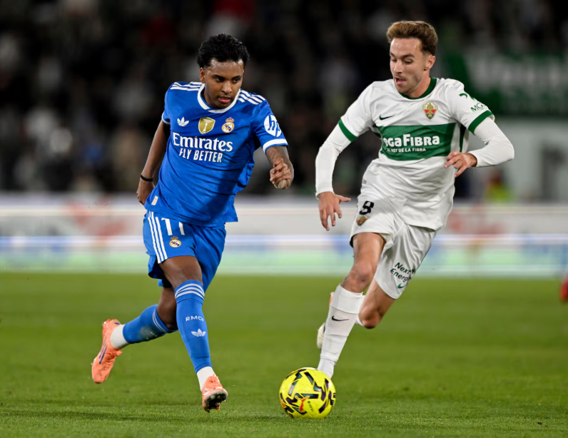 西超杯-贝林厄姆破门罗德里戈建功 皇马3-0马略卡（西超杯：皇马3-0马略卡，贝林厄姆先拔头筹罗德里戈锦上添花）