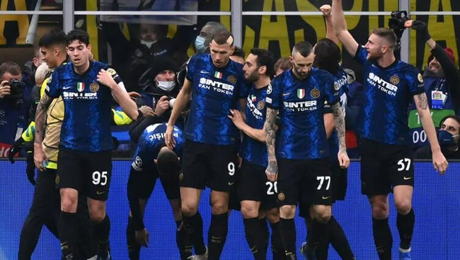 中超：山东泰山主场2-1逆转武汉三镇（中超：山东泰山主场2-1逆转击败武汉三镇）