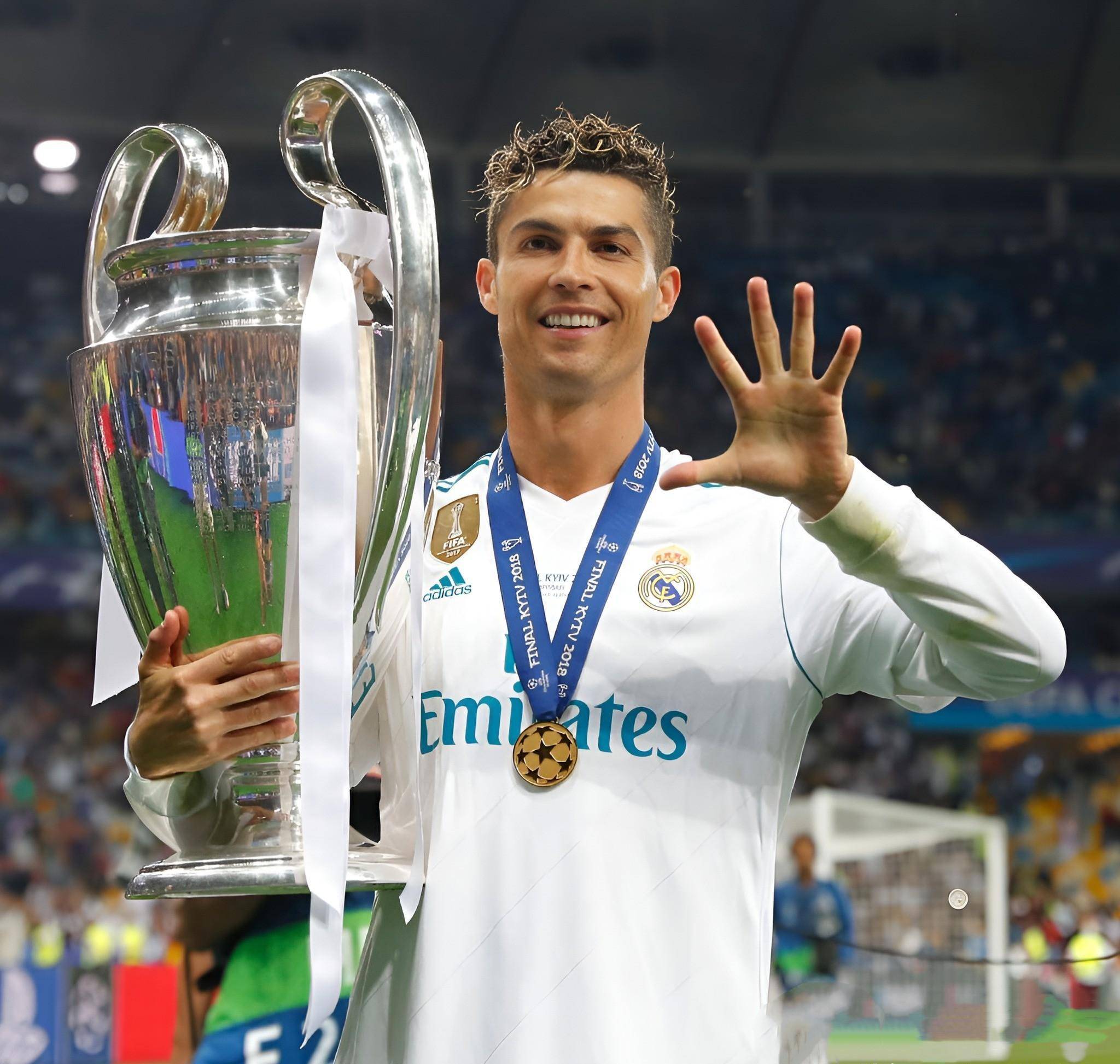 索尔巴肯：圣西罗为哈兰德鼓掌是顶级礼遇；挪威将进入新时代