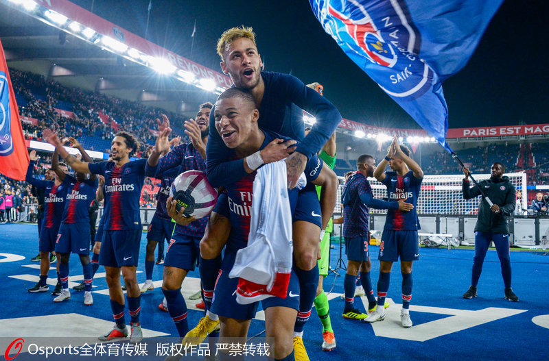 卡尔接班梅西？拜仁总监：梅西是能想到的最夸张的比较对象！