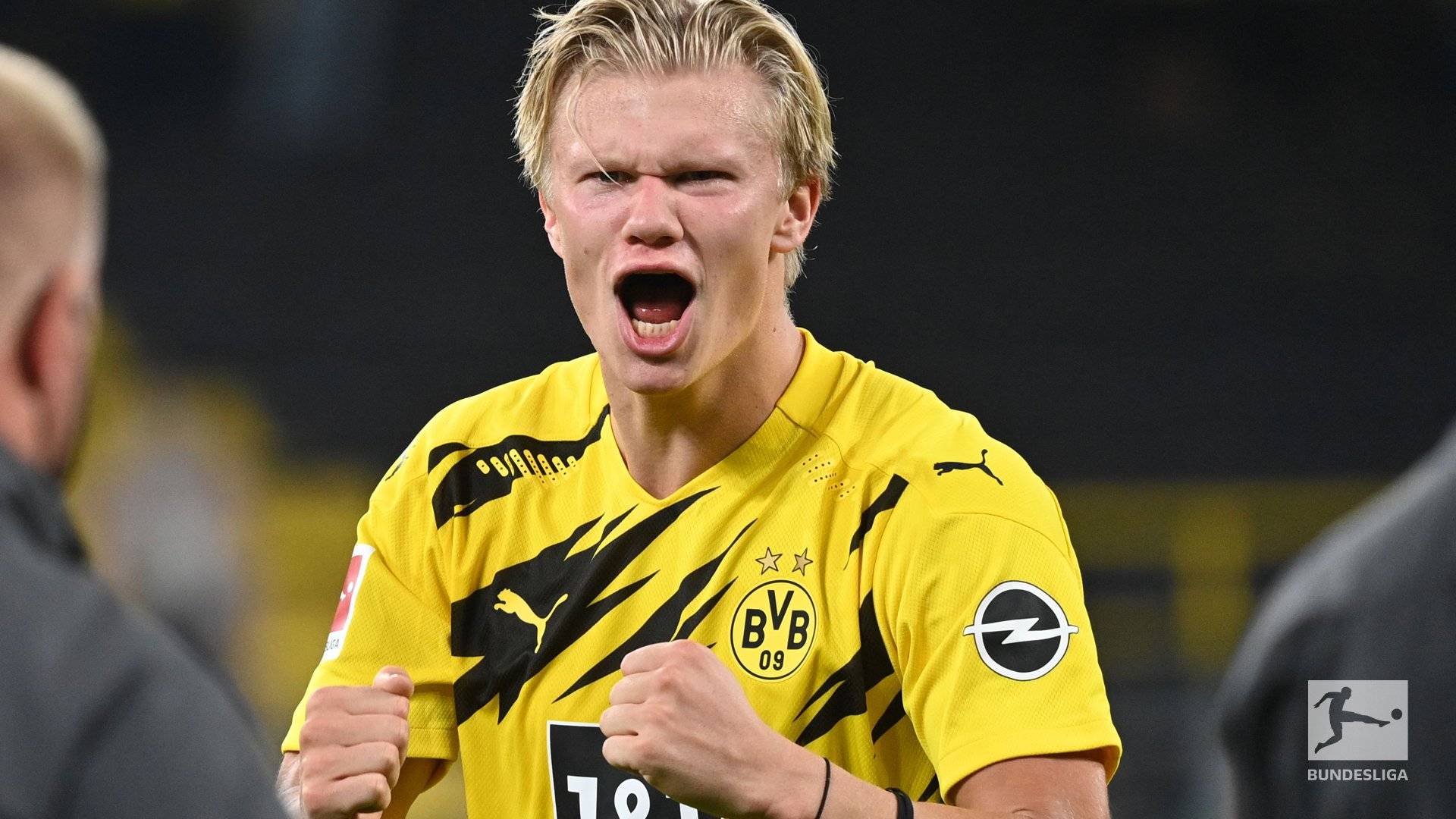 有争议，鲁本-内维斯、马赫雷斯等对C罗的绝杀点球予以嘲讽（C罗绝杀点球引发争议，鲁本-内维斯、马赫雷斯等人公开嘲讽）