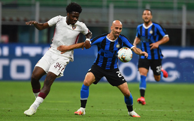 欧冠淘汰赛前瞻：曼城对阵皇家马德里,（欧冠淘汰赛前瞻：曼城迎战皇家马德里）