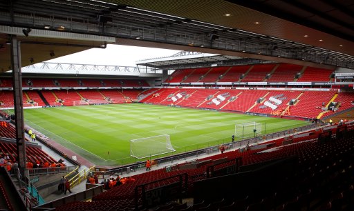 鲁尼：我爱逛廉价商店，买咖喱味方便面和薯片吃