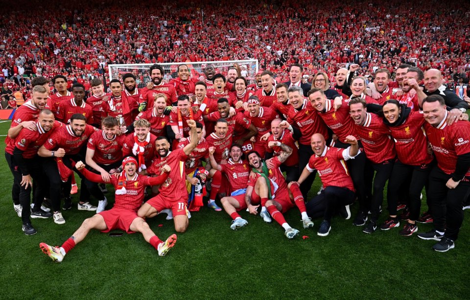 欧冠赛场精彩瞬间：皇马主场2-0取胜,（欧冠经典瞬间：皇马主场2-0告捷）